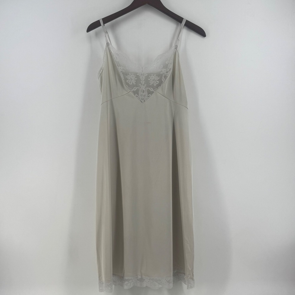 Vintage‎ JCPenney Beige Lace Trim Full Slip Dress Adjustable Straps Size 36/14